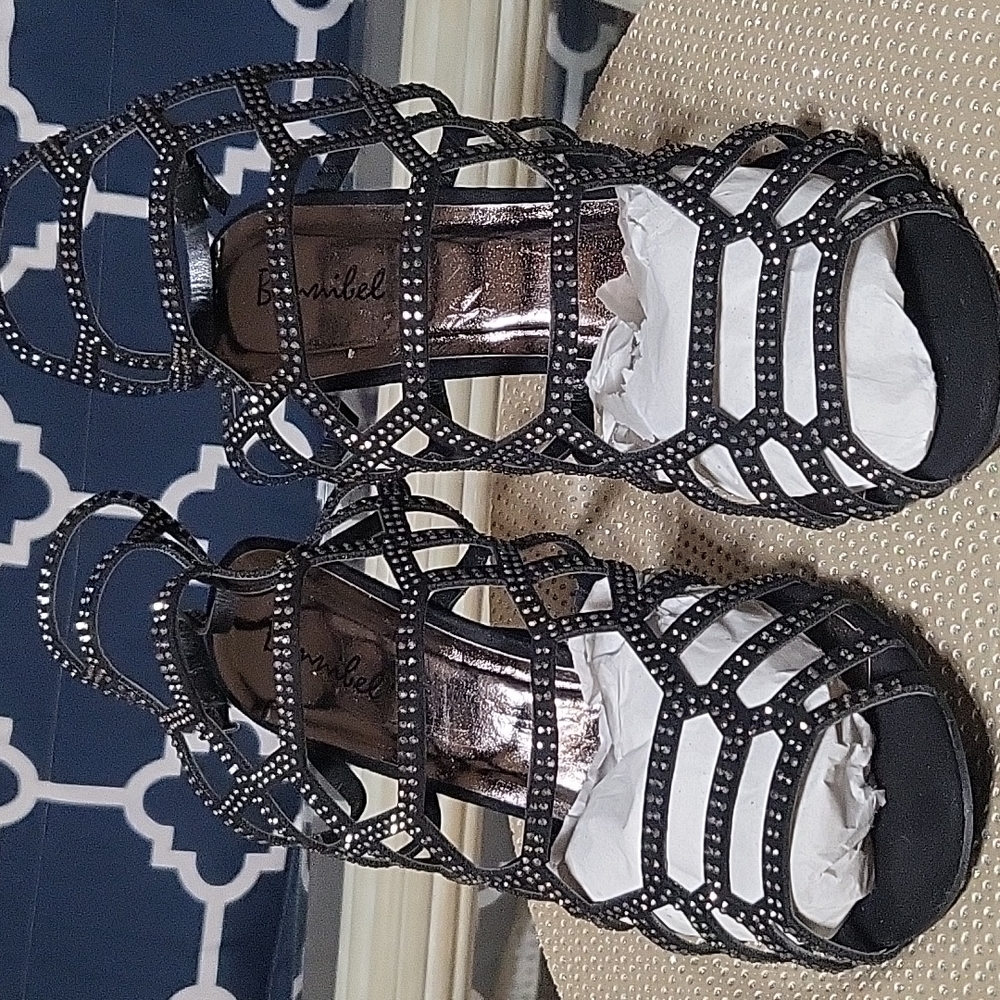 Bonnibel, Sz 10, black w gold gems, suede